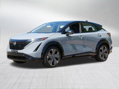 2t Gry Blk Roof 2024 Nissan ARIYA PLATINUM+