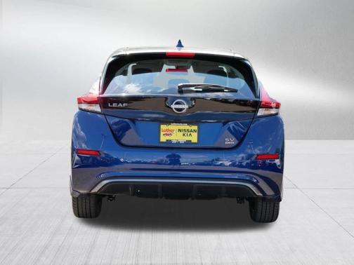 2023 Nissan Leaf SV PLUS