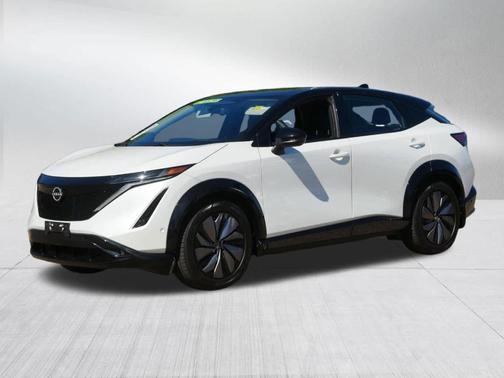 2t Wht Blk Roof 2024 Nissan ARIYA PLATINUM+