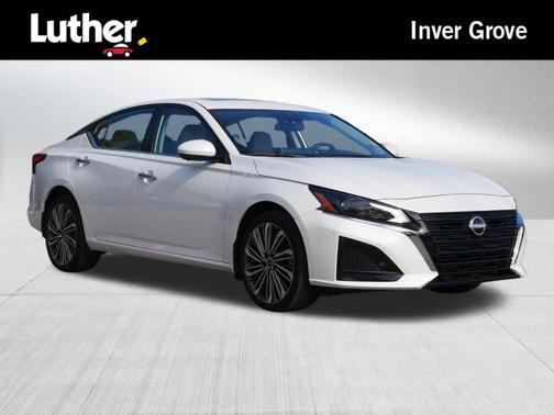 2024 Nissan Altima 2.5 SL