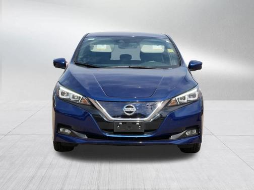 2022 Nissan Leaf SV