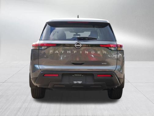 2024 Nissan Pathfinder S