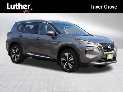 2022 Nissan Rogue SL