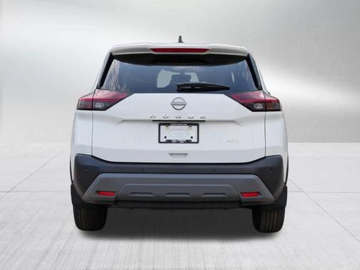 2022 Nissan Rogue S