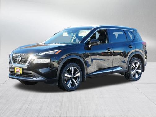 2022 Nissan Rogue SL