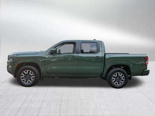 2024 Nissan Frontier SL