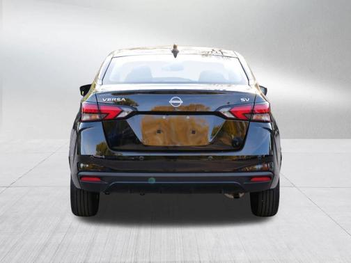 2024 Nissan Versa 1.6 SV