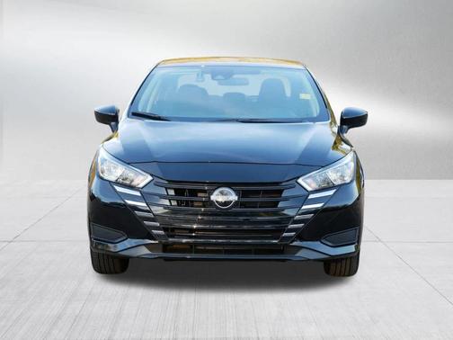 2024 Nissan Versa 1.6 SV