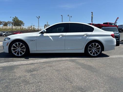 2016 BMW 528 i xDrive