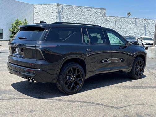 2025 Chevrolet Traverse RS