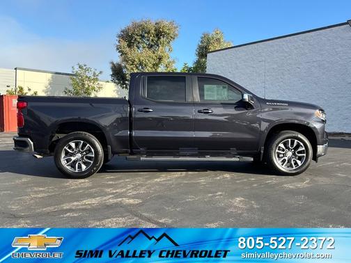 Dark Ash Metallic 2023 Chevrolet Silverado 1500 LT