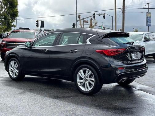 2019 INFINITI QX30 Luxe