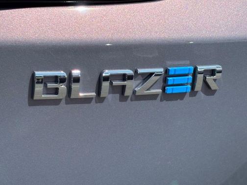 2025 Chevrolet Blazer EV LT