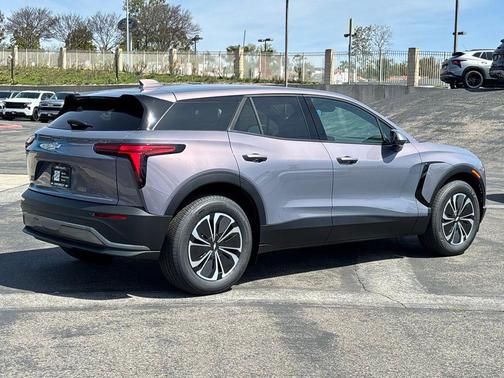 2025 Chevrolet Blazer EV LT