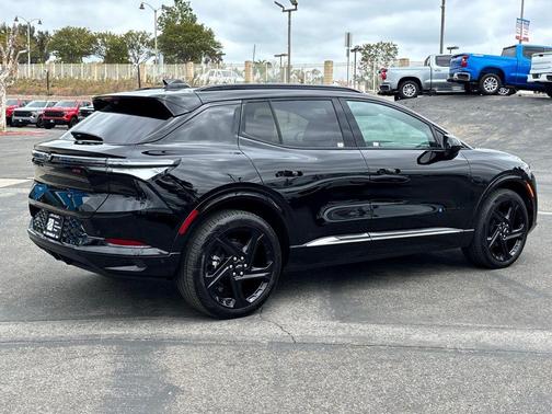 2025 Chevrolet Equinox EV RS