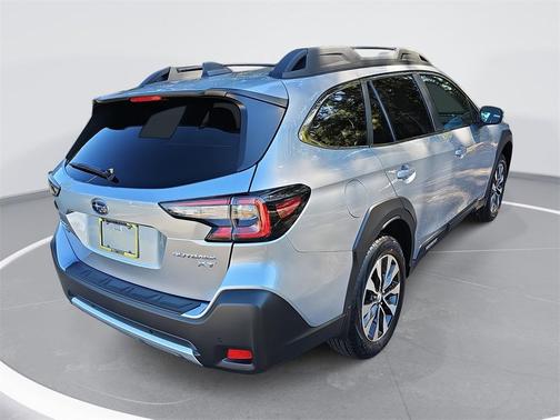 2025 Subaru Outback Limited XT
