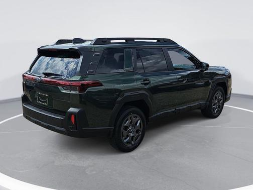 Deep Emerald Green Pearl 2026 Subaru Outback Premium