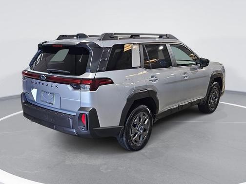 Ice Silver Metallic 2026 Subaru Outback Premium