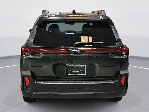 Deep Emerald Green Pearl 2026 Subaru Outback Limited