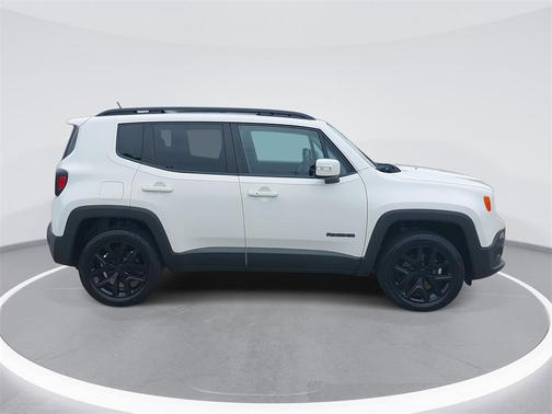 2017 Jeep Renegade Altitude