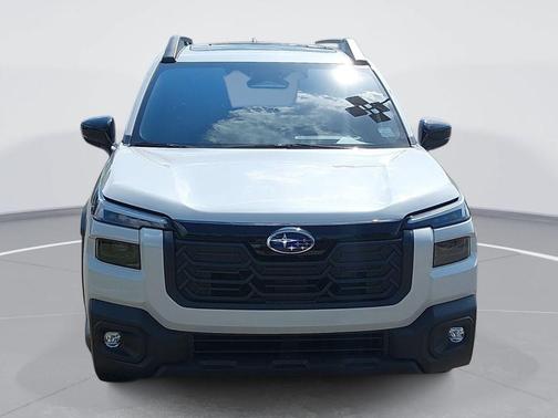 Crystal White Pearl 2026 Subaru Outback Premium