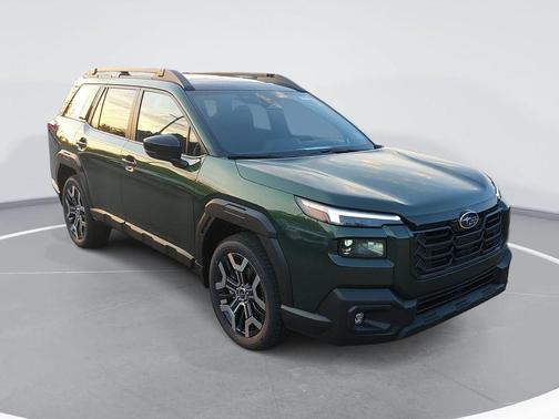 Deep Emerald Green Pearl 2026 Subaru Outback Touring XT