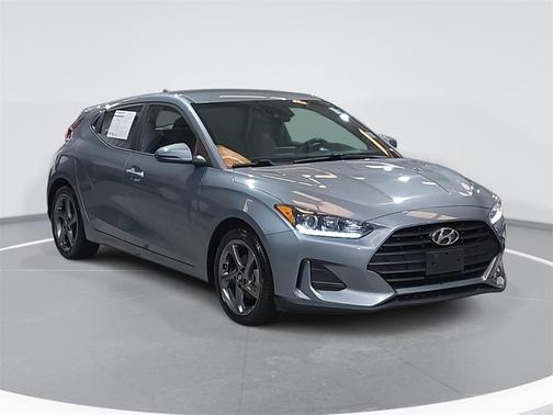 2019 Hyundai Veloster 2