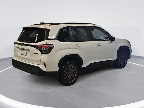 Crystal White Pearl 2026 Subaru Forester Hybrid Sport
