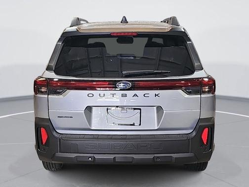 Ice Silver Metallic 2026 Subaru Outback Limited