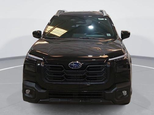 Crystal Black Silica 2026 Subaru Outback Touring XT