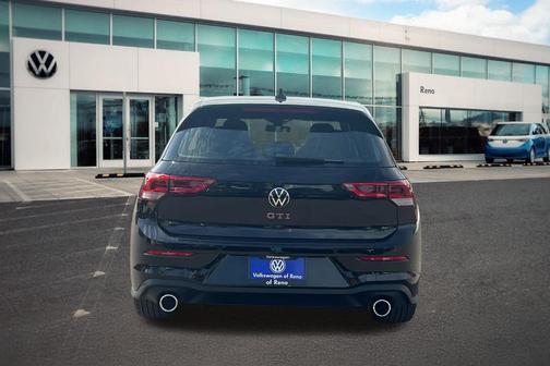 2025 Volkswagen Golf GTI 2.0T SE