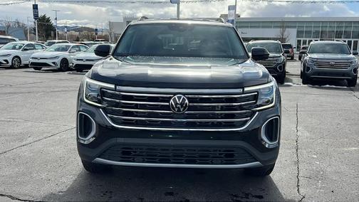 2025 Volkswagen Atlas 2.0T SE