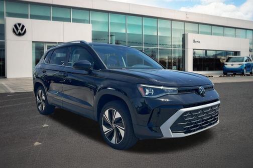 Deep Black Pearl Effect 2025 Volkswagen Taos 1.5T SE