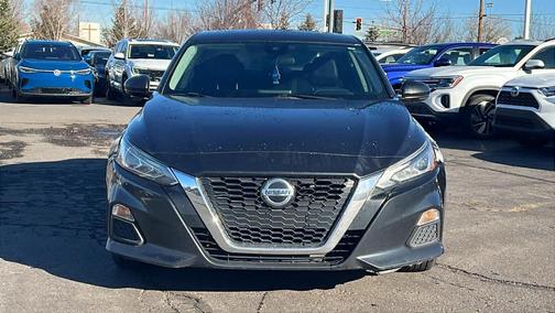 2021 Nissan Altima 2.5 SV