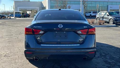 2021 Nissan Altima 2.5 SV