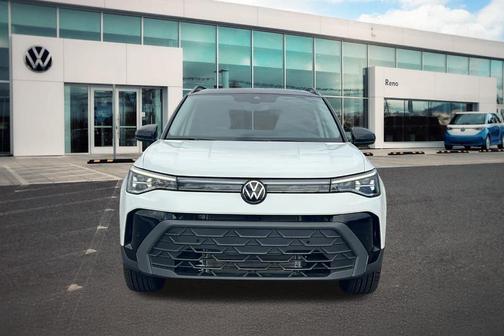 2025 Volkswagen Taos 1.5T SE Black