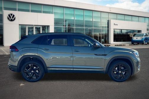 2026 Volkswagen Atlas Cross Sport 2.0T SEL R-Line Black