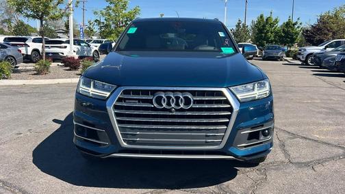 Galaxy Blue Metallic 2018 Audi Q7 3.0T Prestige