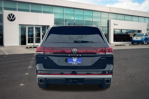 Deep Black Pearl Effect 2026 Volkswagen Atlas 2.0T Peak Edition