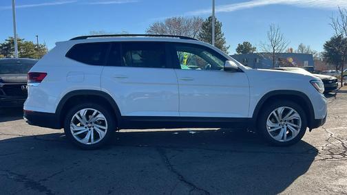 2022 Volkswagen Atlas 3.6L SE w/Technology