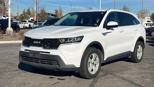 2022 Kia Sorento LX