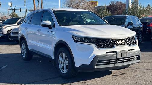 2022 Kia Sorento LX