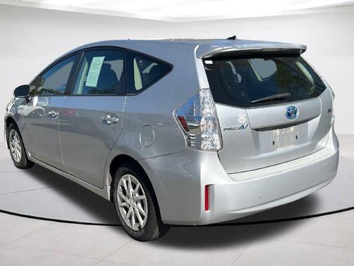 Classic Silver Metallic 2012 Toyota Prius v Three