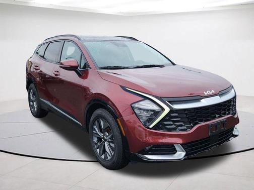 Red 2023 Kia Sportage SX