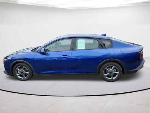 Deep Sea Blue 2025 Kia K4