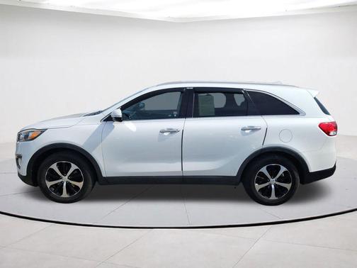 Snow White Pearl 2016 Kia Sorento EX