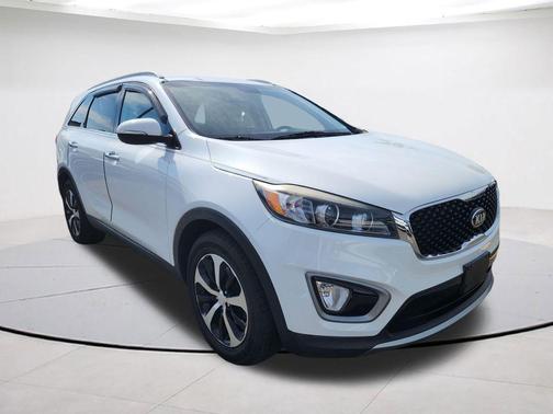 Snow White Pearl 2016 Kia Sorento EX