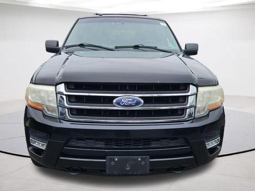 Black 2016 Ford Expedition EL XLT