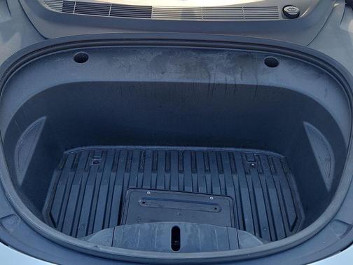 White 2020 Tesla Model 3 Standard Range Plus