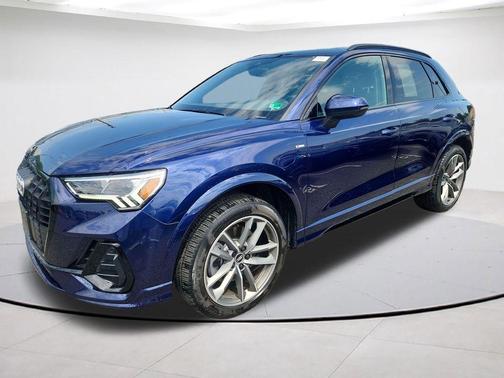 Navarra Blue Metallic 2021 Audi Q3 45 S line Premium